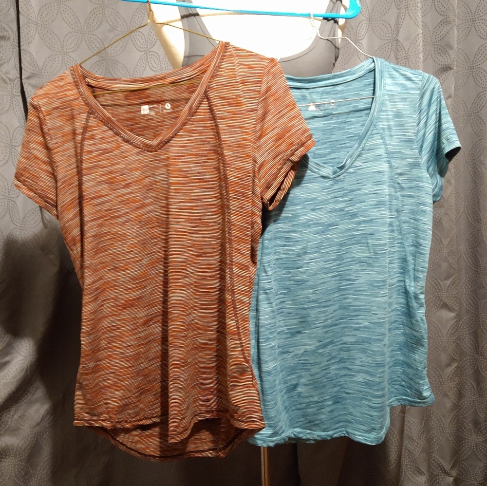 Xersion  shirts Xs